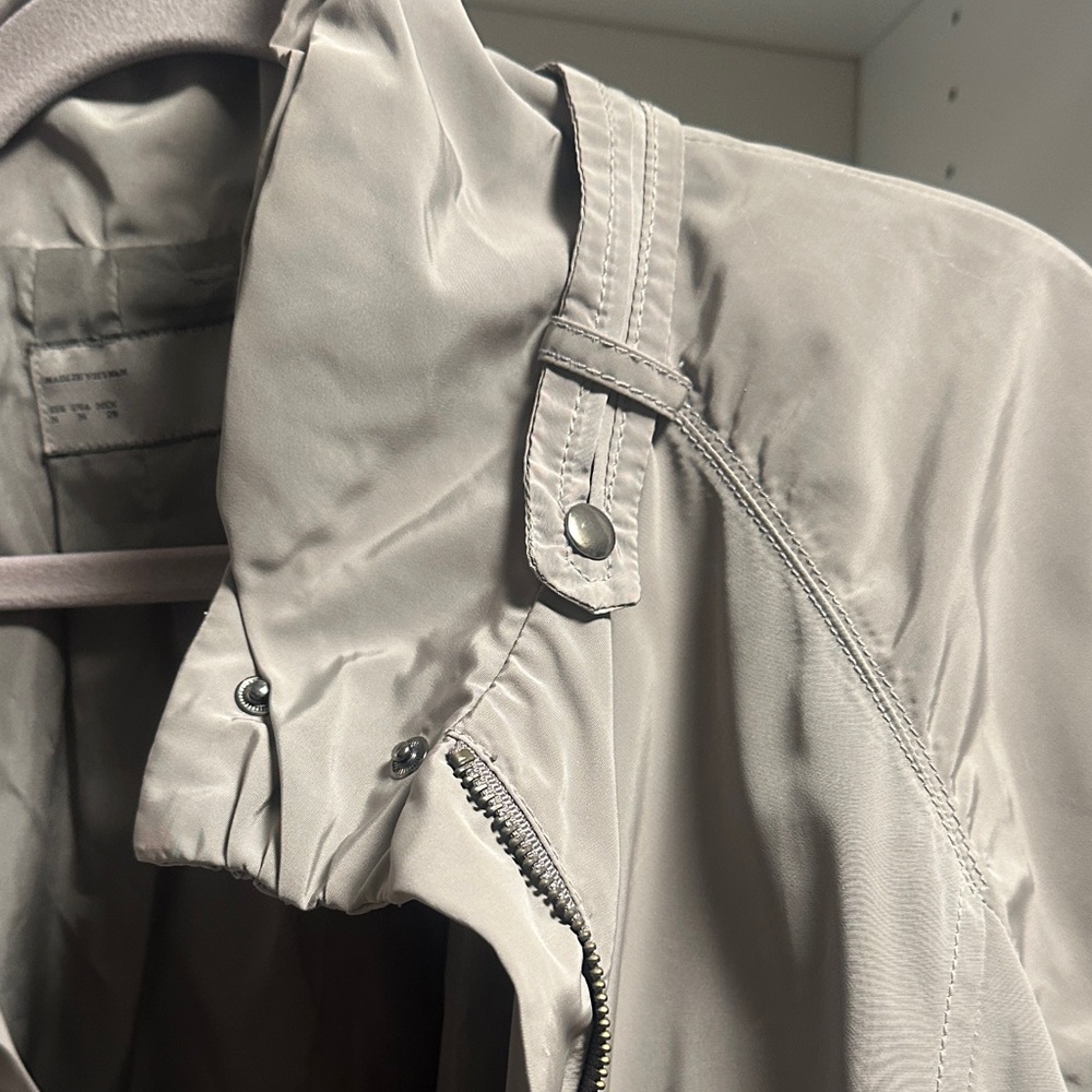 Zara Basic Light Gray/Green Jacket - image 6